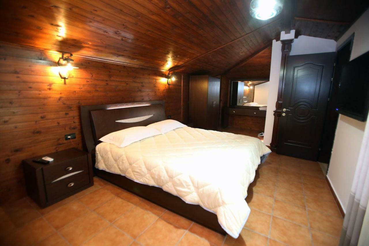 Paris Hotell Berat